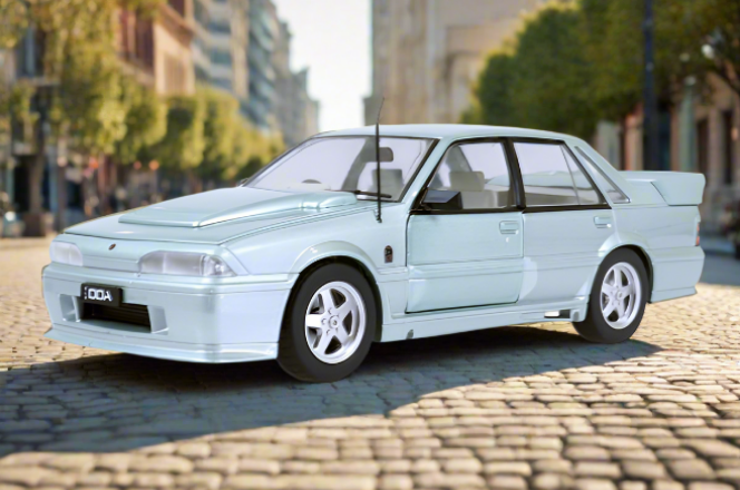 1:24 VL Walkingshaw in Panorama Silver