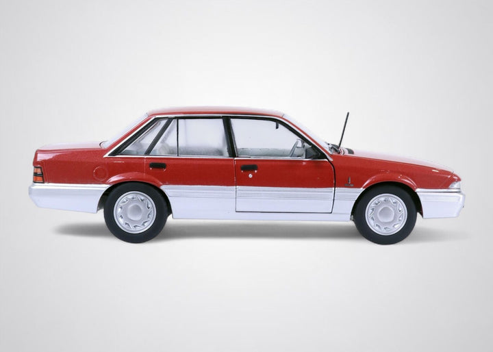 1:24 Red/Silver VL Calais