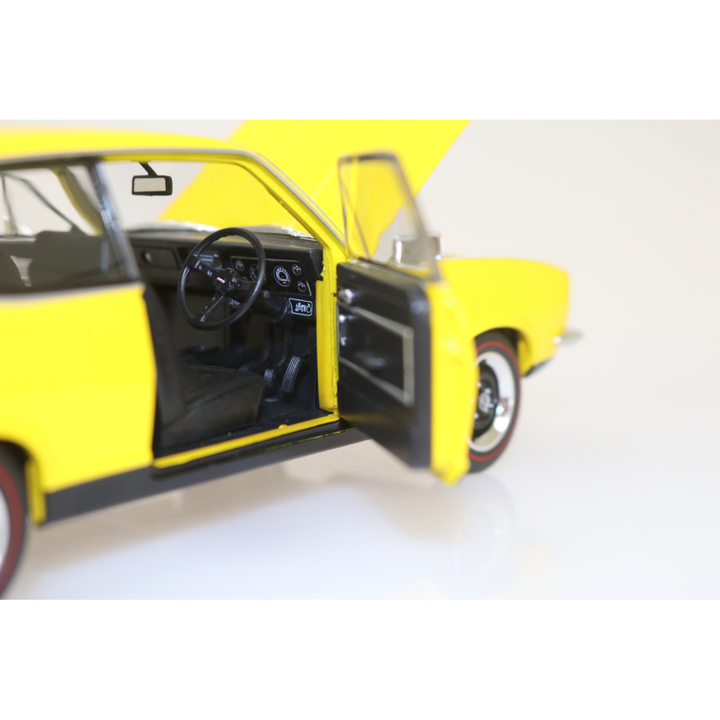 1:24 Yellow LJ GTR