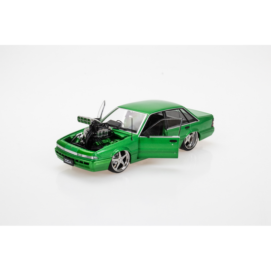 1:24 Green Supercharged Vl Calais (Pre Order)