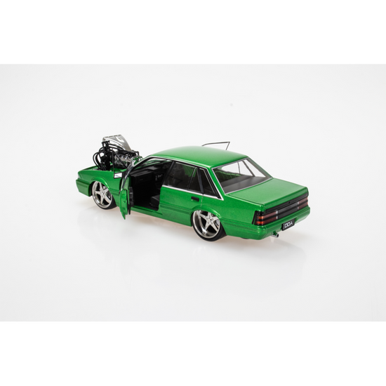1:24 Green Supercharged Vl Calais (Pre Order)